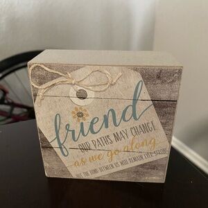 Decorative piece with phrase